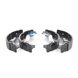 Jeu de mâchoires de frein à main BOSCH 0986487703 pour FIAT, VAUXHALL OE 77363858 BOSCH