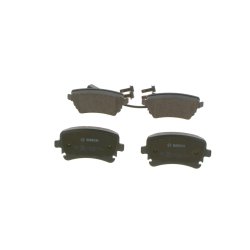 Jeu de plaquettes de frein BOSCH 0986494108 pour VW OE 7E0698451