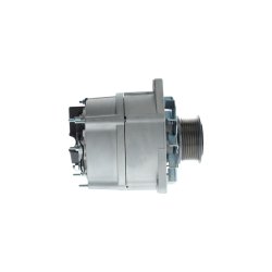 Alternateur BOSCH 1986A00748 pour MAZ, MERCEDES OE 1516501R