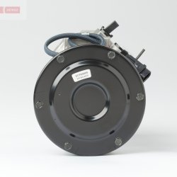 Compresseur de climatisation DENSO DCP99809 OE 25972-44 DENSO