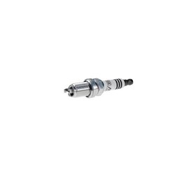 Spark Plug NGK 5705 OE Ref 90919-01226