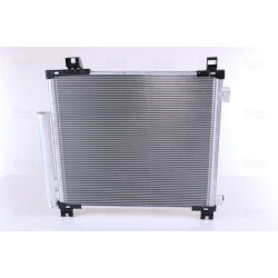 Condenser NISSENS 940136 OE Ref 8846074010