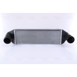 Intercooler NISSENS 96128 OE Ref 17113453727