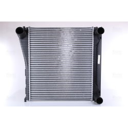 Intercooler NISSENS 96136 OE Ref LR022738 NISSENS