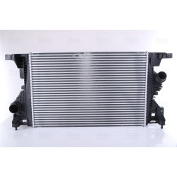 Intercooler NISSENS 961560 OE Ref A2475000100