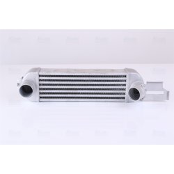 Intercooler NISSENS 96179 OE Ref 13127138
