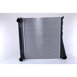 Intercooler NISSENS 96422 OE Ref LR015603