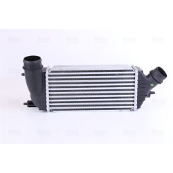Intercooler NISSENS 96467 OE Ref 1440010980