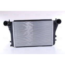 Intercooler NISSENS 96610 OE Ref 3C0145805F