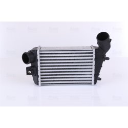 Intercooler NISSENS 96698 OE Ref 51715999