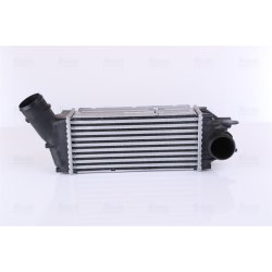 Intercooler NISSENS 96720 OE Ref E256088