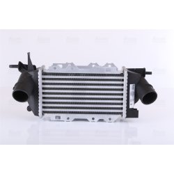 Intercooler NISSENS 96772 OE Ref 52475657