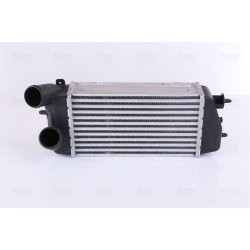 Intercooler NISSENS 96774 OE Ref 0384.G2