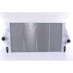 Intercooler NISSENS 96779