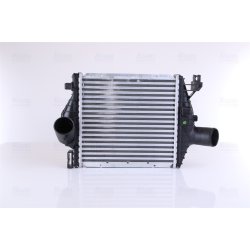 Intercooler NISSENS 96843 OE Ref A6385012301