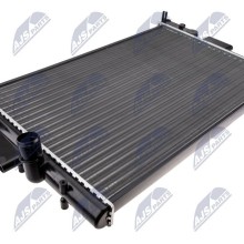Engine Cooling Radiator NTY CCH-VC-001 OE Ref 504152995