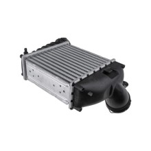 INTERCOOLEUR Pour AUDI A3 (00-03), LEON (05-06), TOLEDO II (1M2)