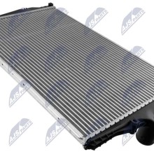 INTERCOOLEUR CNG-VV-005 Pour VOLVO XC 90 D5 02- DIESEL 8627375 NTY