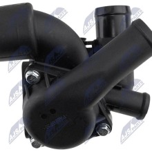 THERMOSTAT Z OBUDOWĄ Pour VW BORA 2.3 2.8 98-, PASSAT 2.3 2.8 00- NTY