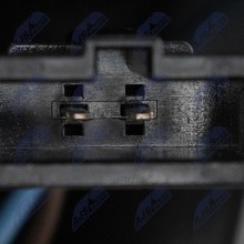 UCHWYT LISTWA BLENDA KLAPY BAGAZNIKA Pour VW TRANSPORTER T5 2003- NTY