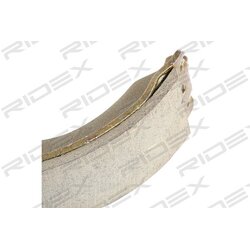Jeu de mâchoires de frein de stationnement - RIDEX 70B0331 RIDEX