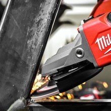 M18 FUEL Brushless 2nd Gen. 125mm Flathead Braking Angle Grinder with Paddle Switch Bare Unit Tools & Maintenance