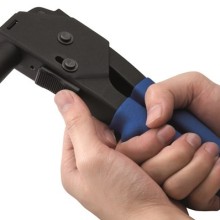 Plastic Riveter 40 Rivets (Riveting) Tools & Maintenance