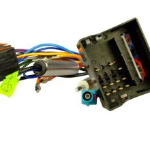 ISO Vauxhall With Aerial Adaptor Quadlock (2003) (ISO Adaptor Lead)