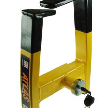 Atlas Caravan Wheel Clamp (Wheel Clamps)