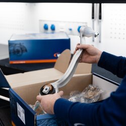 Kit de bras de suspension arrière VAICO V10-0687 pour AUDI, SEAT A4, EXEO VAICO