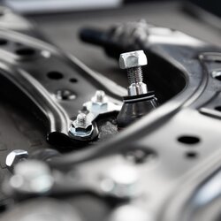 Kit de bras de suspension VAICO V10-3251 pour SEAT, SKODA, VW VAICO