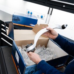 Kit de bras de suspension arrière VAICO V10-3952 pour AUDI, VW A4, A8, PASSAT VAICO