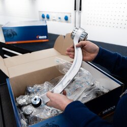 Kit de bras de suspension VAICO V10-7205 pour AUDI, SKODA, VW VAICO