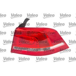Tail Light Assembly VALEO 044514 OE Ref 3AE945096C