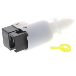 Stop Light Switch VEMO V24-73-0019 OE Ref 46 423 232