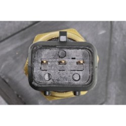 Boîtier de thermostat VEMO V33-99-0011 pour CHRYSLER NEON, PT OE 4792630AA VEMO