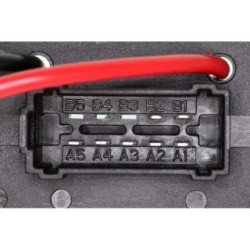 Régulateur de ventilation intérieure VEMO V46-79-0024 pour RENAULT TWINGO, VENT VEMO