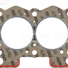 Cylinder Head Gasket VICTOR REINZ 61-33715-00 OE Ref 0209CJ